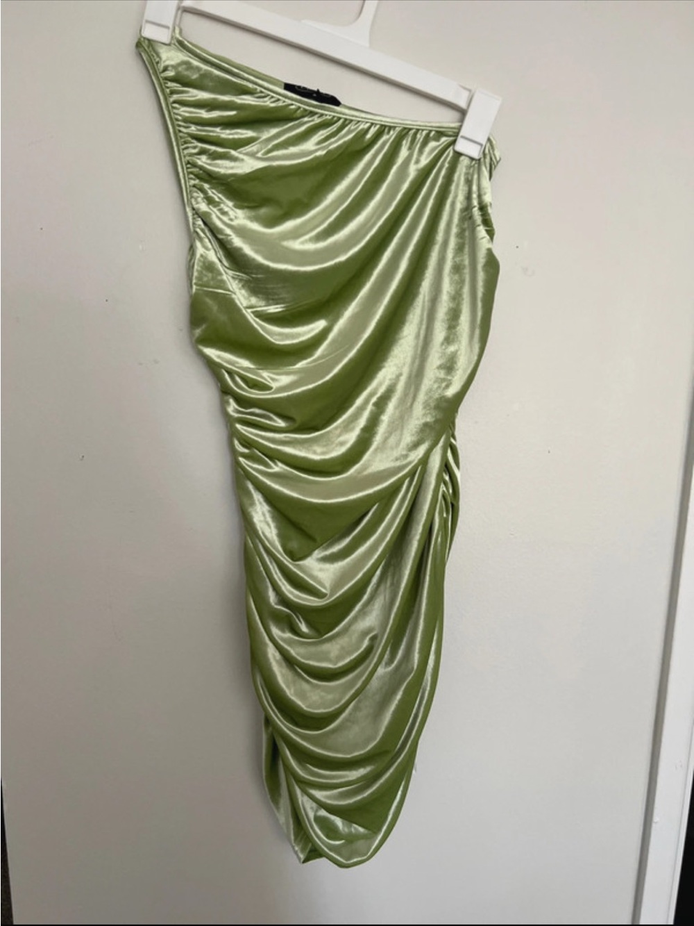 Cider Olive Green Asymmetrical Satin dresses